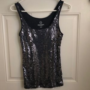 Old Navy Sequin Top Size Medium